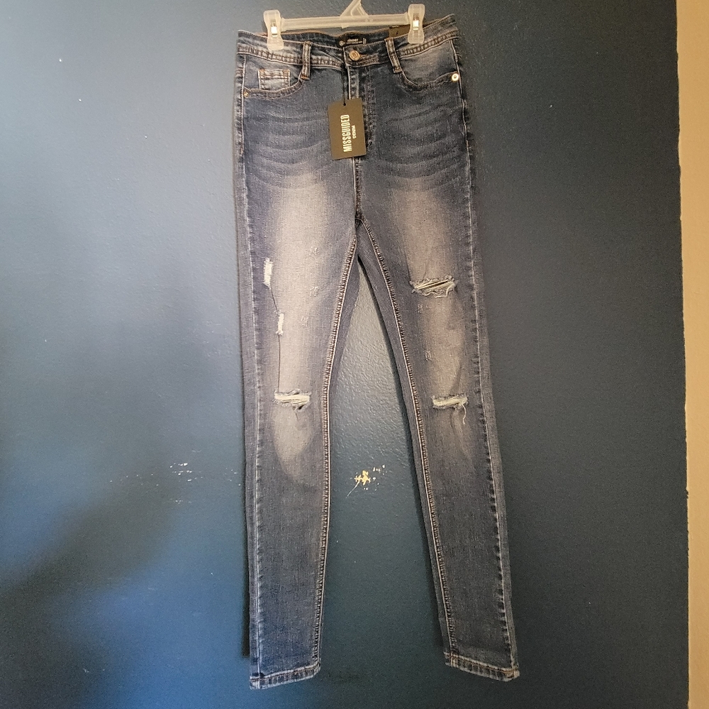 Dark wash skinny jeans